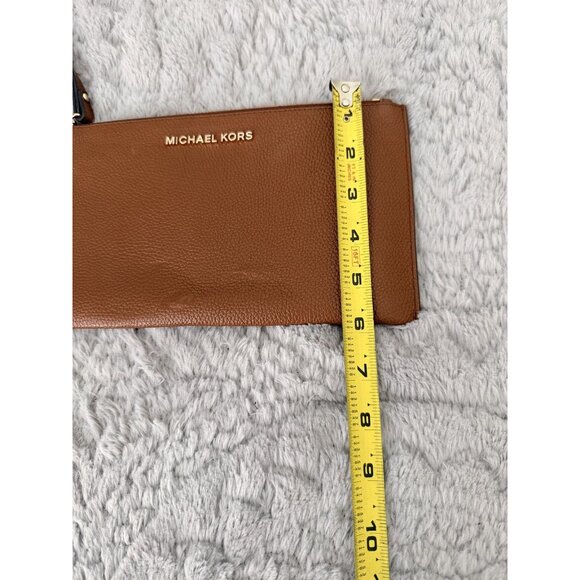 Michael Kors Brown Pebbled Leather Wristlet Clutch Zip Wallet - Picture 9 of 10
